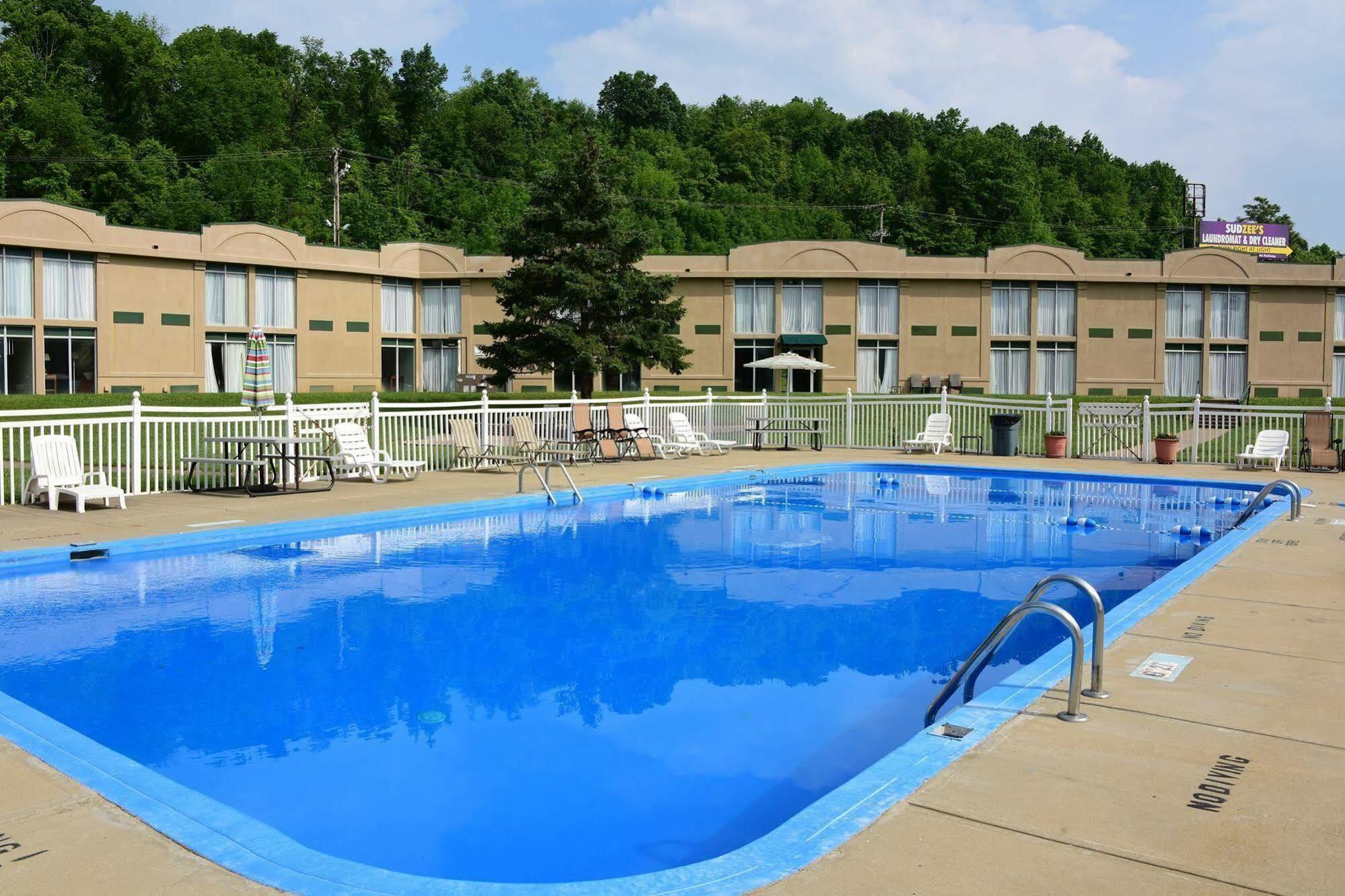 Red Roof Inn Cambridge, Oh Luaran gambar